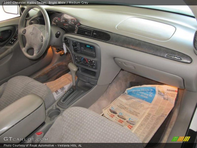 Bright White / Medium Grey 1997 Chevrolet Malibu Sedan