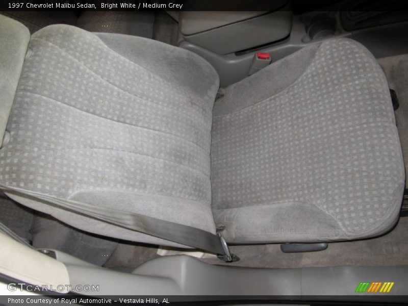 Bright White / Medium Grey 1997 Chevrolet Malibu Sedan