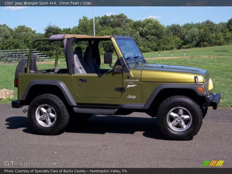 Citron Pearl / Gray 1997 Jeep Wrangler Sport 4x4