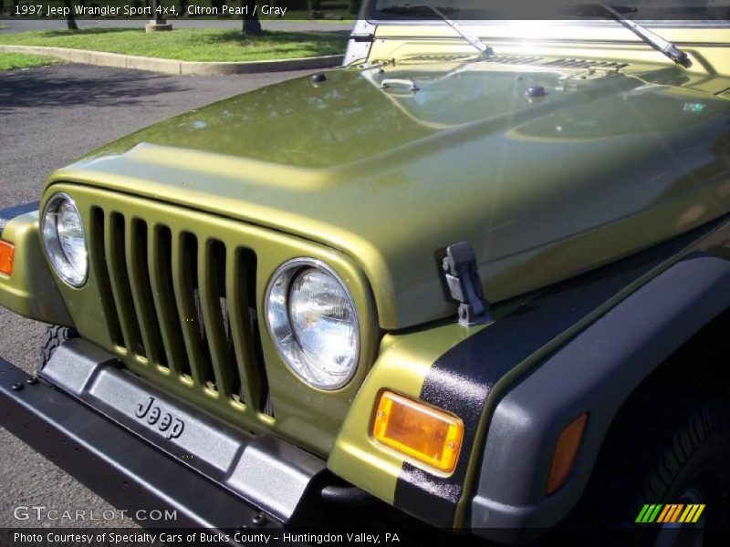 Citron Pearl / Gray 1997 Jeep Wrangler Sport 4x4