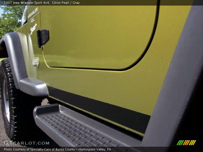 Citron Pearl / Gray 1997 Jeep Wrangler Sport 4x4