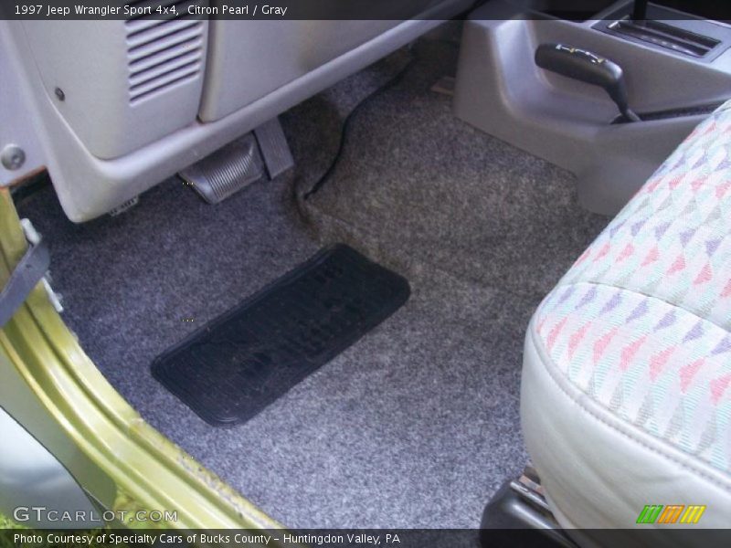 Citron Pearl / Gray 1997 Jeep Wrangler Sport 4x4