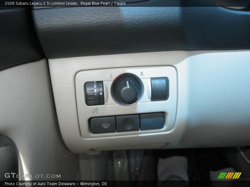 Regal Blue Pearl / Taupe 2006 Subaru Legacy 2.5i Limited Sedan