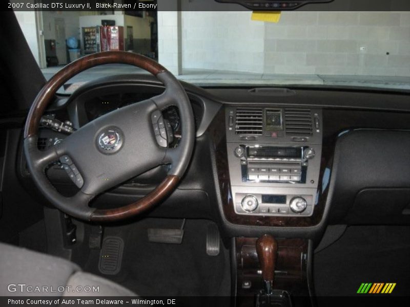 Black Raven / Ebony 2007 Cadillac DTS Luxury II