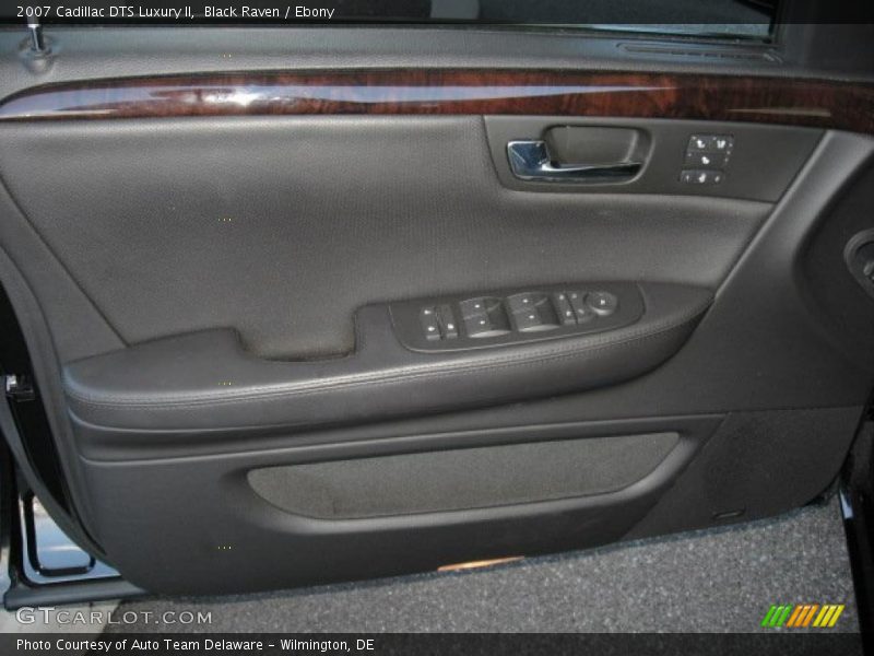 Black Raven / Ebony 2007 Cadillac DTS Luxury II