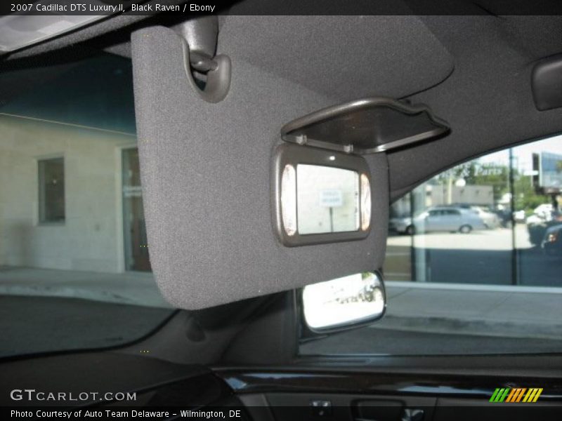 Black Raven / Ebony 2007 Cadillac DTS Luxury II