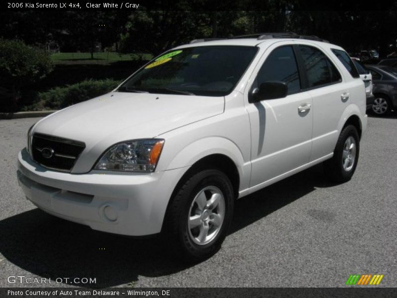 Clear White / Gray 2006 Kia Sorento LX 4x4