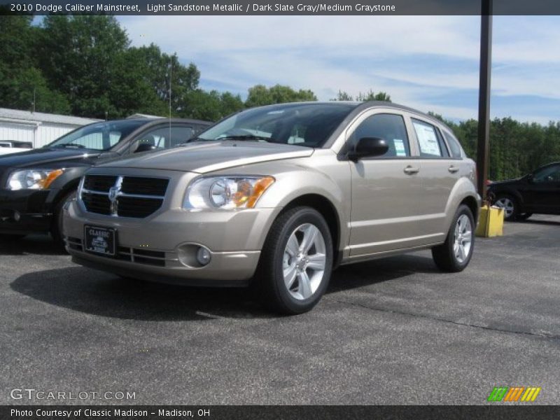 Light Sandstone Metallic / Dark Slate Gray/Medium Graystone 2010 Dodge Caliber Mainstreet