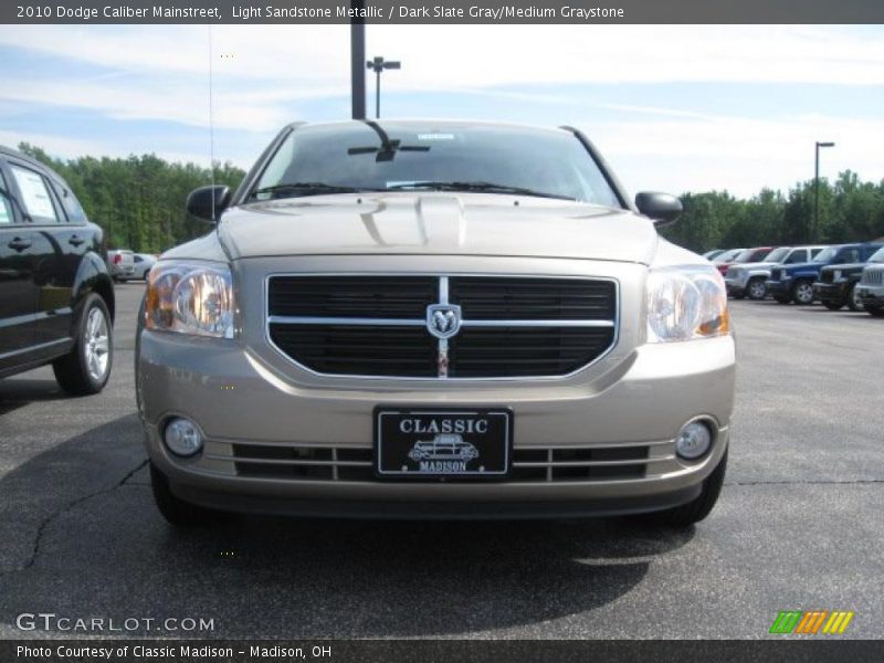 Light Sandstone Metallic / Dark Slate Gray/Medium Graystone 2010 Dodge Caliber Mainstreet