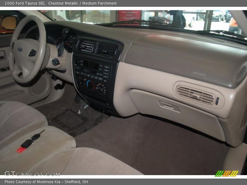 Chestnut Metallic / Medium Parchment 2000 Ford Taurus SES
