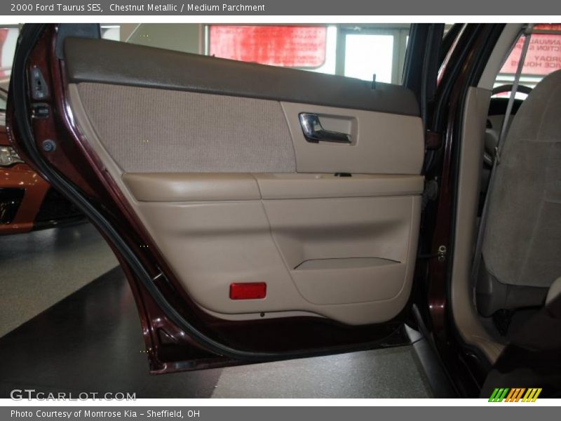 Chestnut Metallic / Medium Parchment 2000 Ford Taurus SES