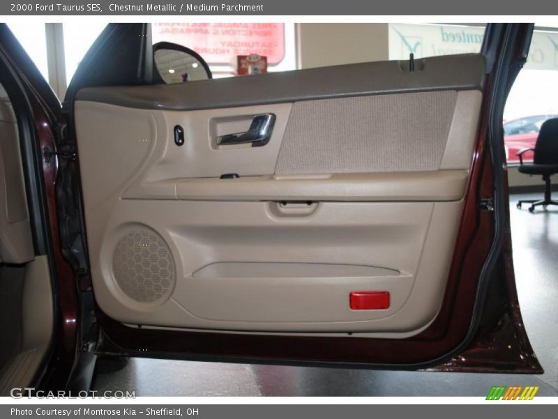 Chestnut Metallic / Medium Parchment 2000 Ford Taurus SES