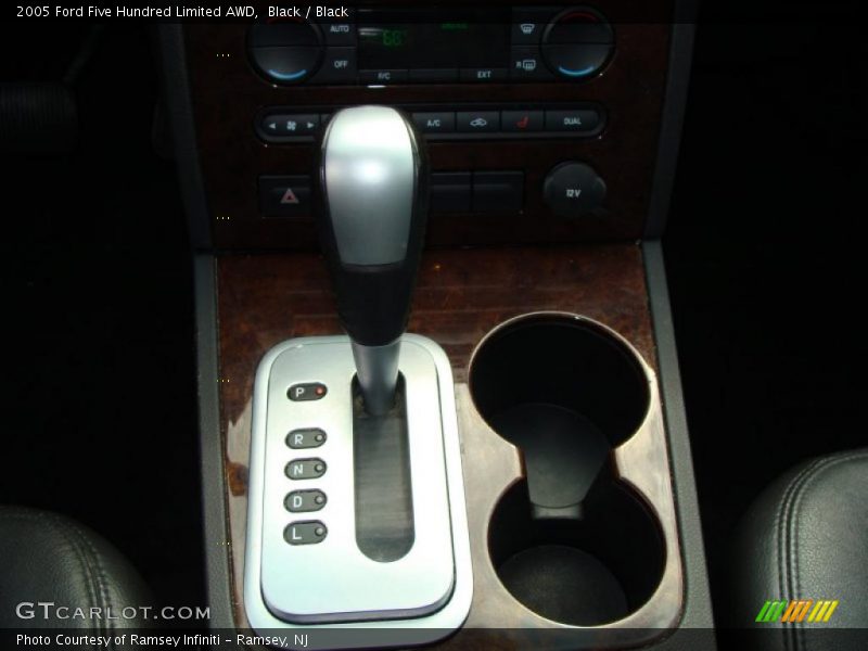 Black / Black 2005 Ford Five Hundred Limited AWD