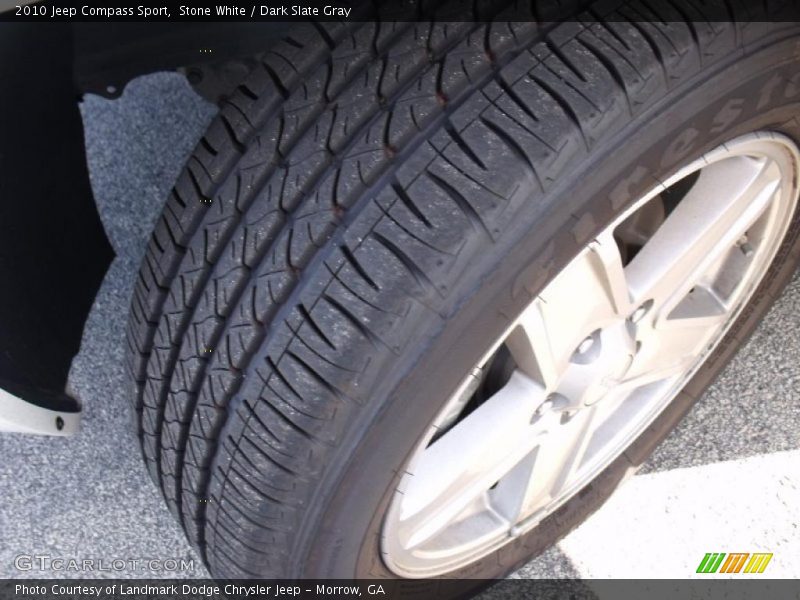 Stone White / Dark Slate Gray 2010 Jeep Compass Sport