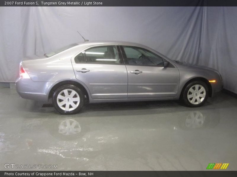 Tungsten Grey Metallic / Light Stone 2007 Ford Fusion S