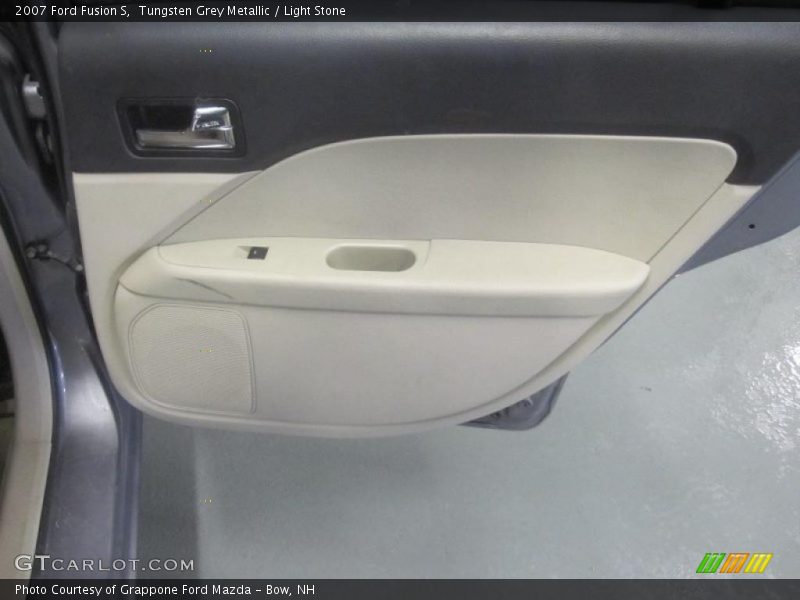 Tungsten Grey Metallic / Light Stone 2007 Ford Fusion S