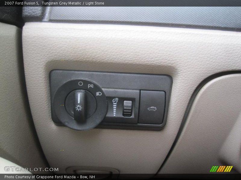 Tungsten Grey Metallic / Light Stone 2007 Ford Fusion S