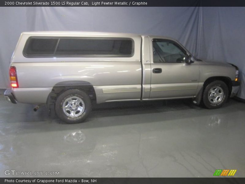 Light Pewter Metallic / Graphite 2000 Chevrolet Silverado 1500 LS Regular Cab