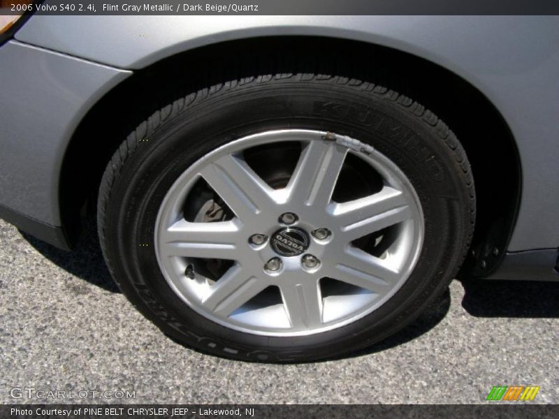 Flint Gray Metallic / Dark Beige/Quartz 2006 Volvo S40 2.4i