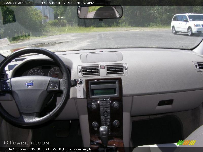 Flint Gray Metallic / Dark Beige/Quartz 2006 Volvo S40 2.4i