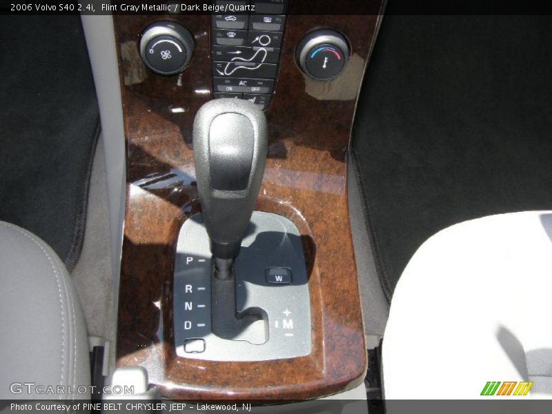 Flint Gray Metallic / Dark Beige/Quartz 2006 Volvo S40 2.4i
