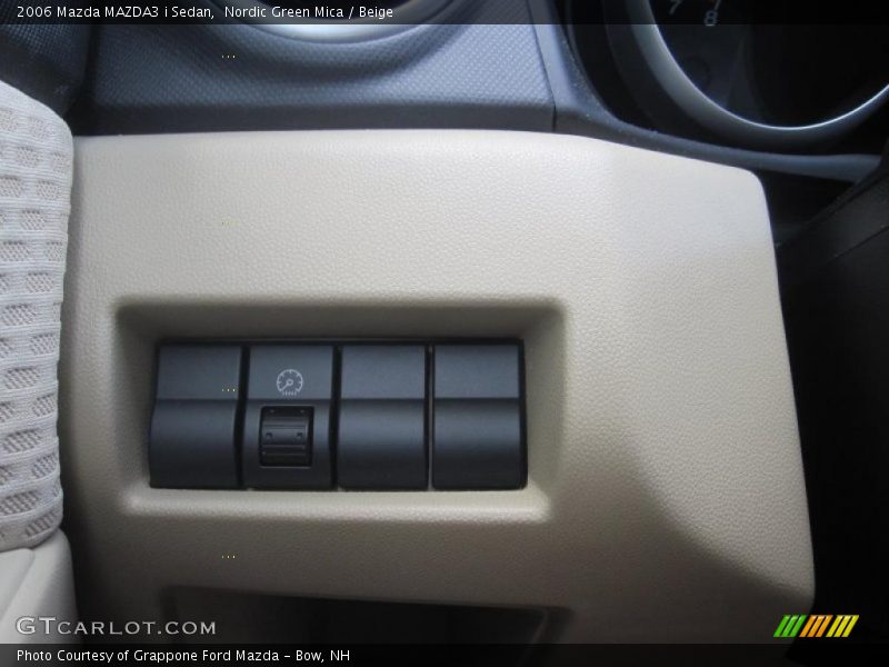Nordic Green Mica / Beige 2006 Mazda MAZDA3 i Sedan
