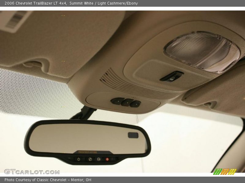 Summit White / Light Cashmere/Ebony 2006 Chevrolet TrailBlazer LT 4x4