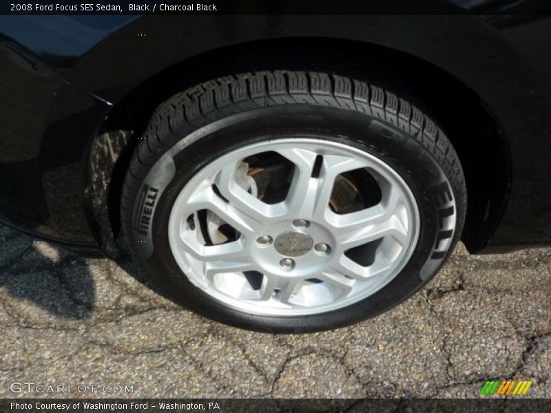 Black / Charcoal Black 2008 Ford Focus SES Sedan