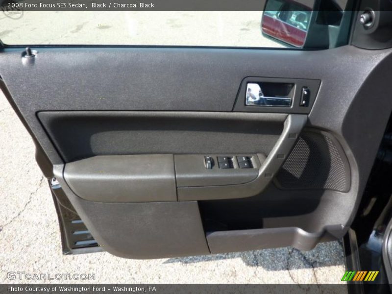 Black / Charcoal Black 2008 Ford Focus SES Sedan