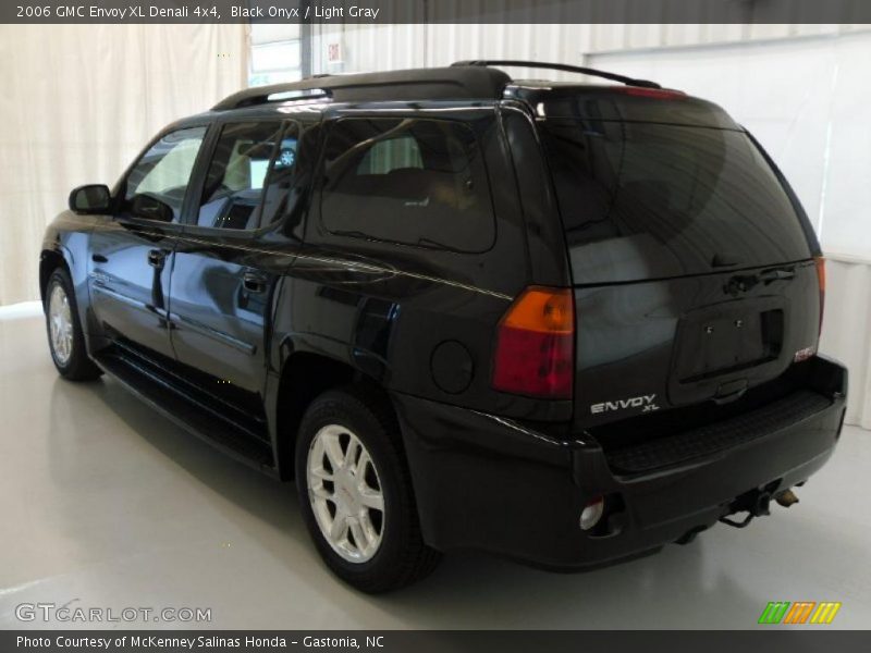 Black Onyx / Light Gray 2006 GMC Envoy XL Denali 4x4