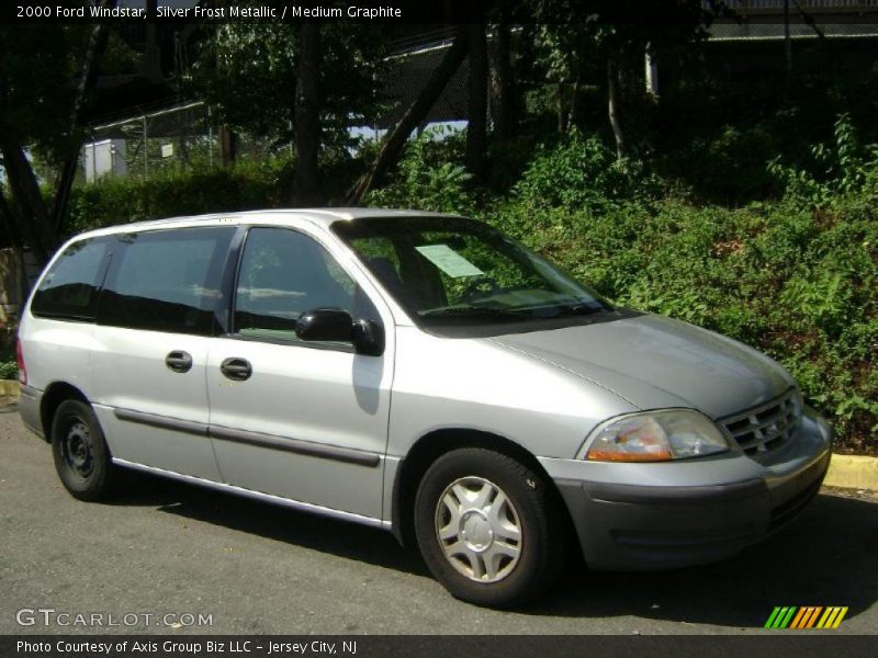 Silver Frost Metallic / Medium Graphite 2000 Ford Windstar