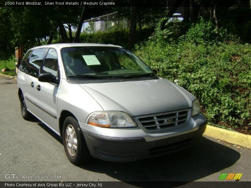 Silver Frost Metallic / Medium Graphite 2000 Ford Windstar
