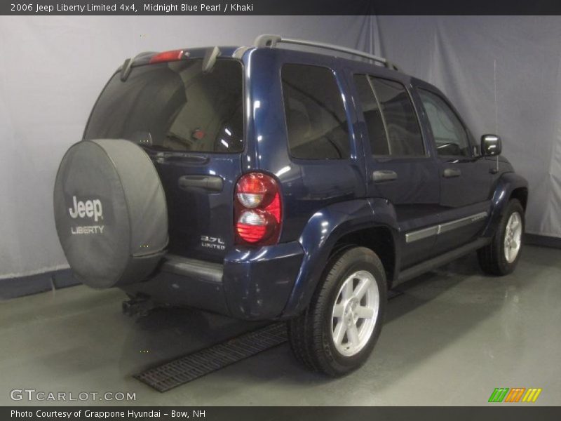 Midnight Blue Pearl / Khaki 2006 Jeep Liberty Limited 4x4
