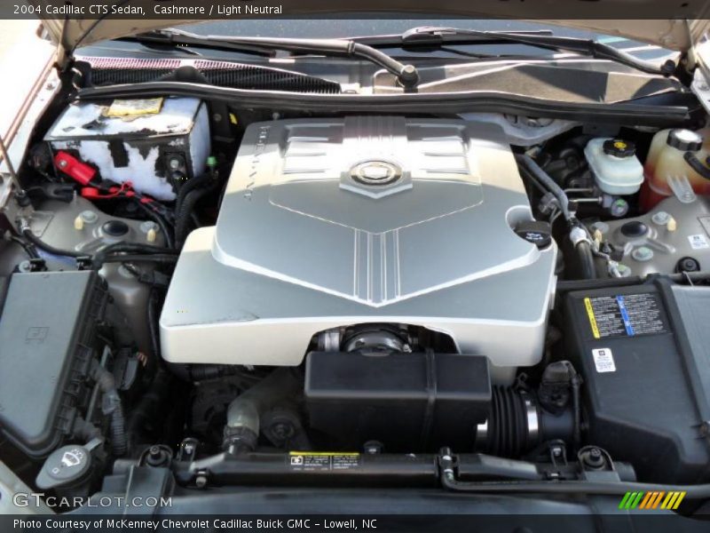 Cashmere / Light Neutral 2004 Cadillac CTS Sedan