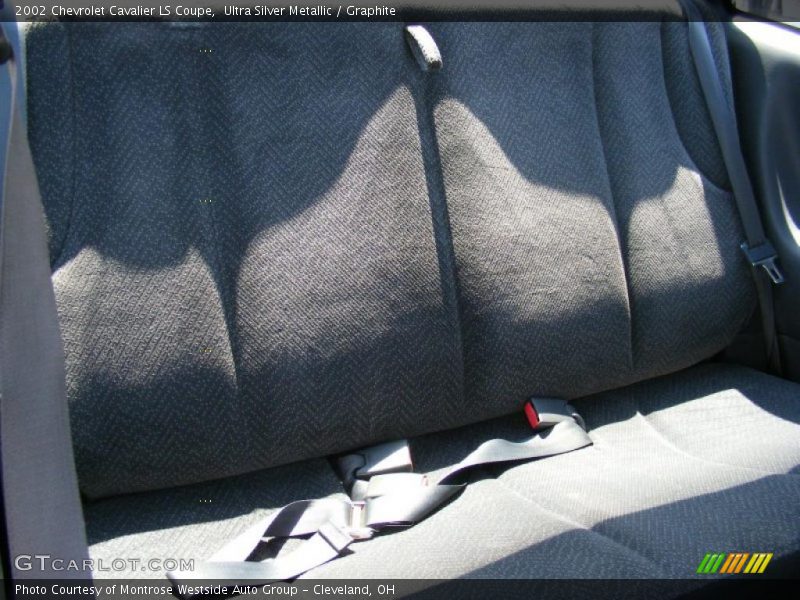 Ultra Silver Metallic / Graphite 2002 Chevrolet Cavalier LS Coupe