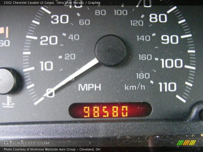 Ultra Silver Metallic / Graphite 2002 Chevrolet Cavalier LS Coupe
