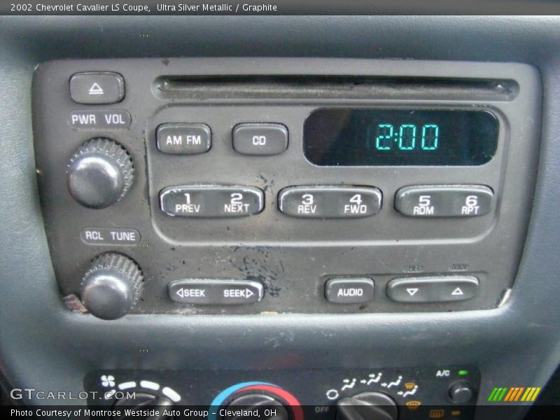Ultra Silver Metallic / Graphite 2002 Chevrolet Cavalier LS Coupe