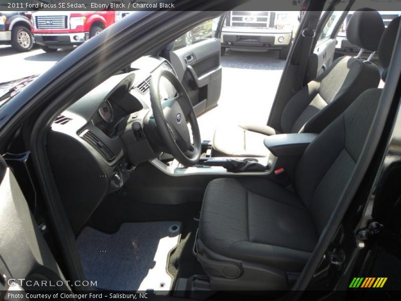 Ebony Black / Charcoal Black 2011 Ford Focus SE Sedan
