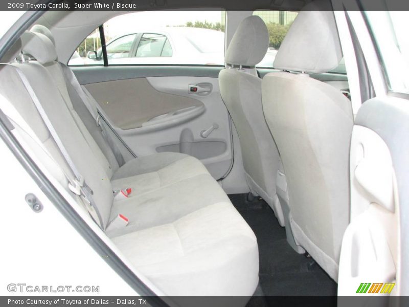 Super White / Bisque 2009 Toyota Corolla