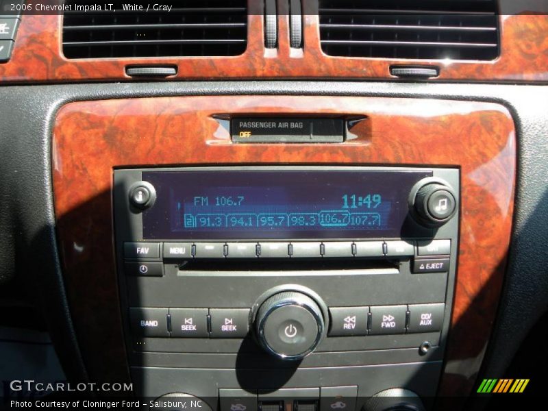 White / Gray 2006 Chevrolet Impala LT