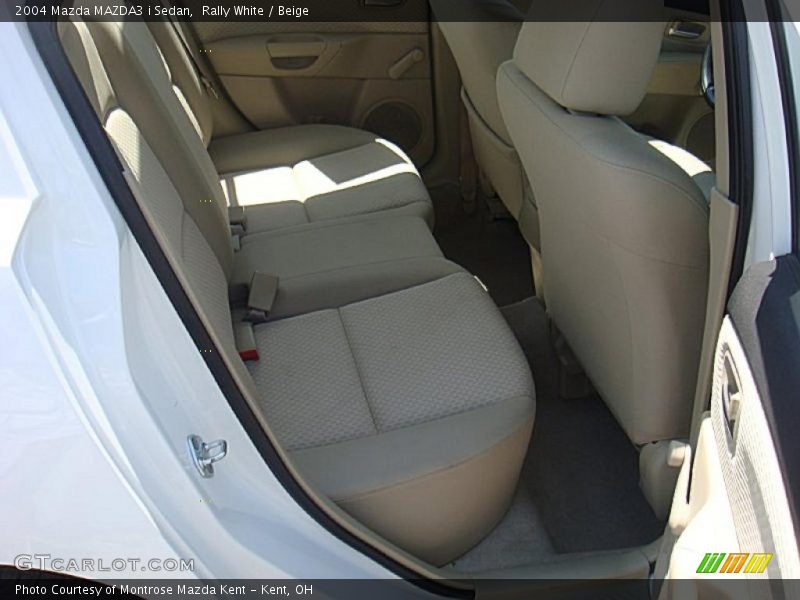 Rally White / Beige 2004 Mazda MAZDA3 i Sedan