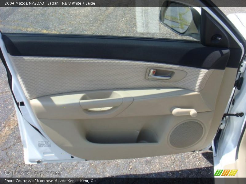 Rally White / Beige 2004 Mazda MAZDA3 i Sedan