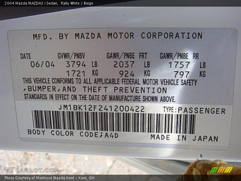 Rally White / Beige 2004 Mazda MAZDA3 i Sedan