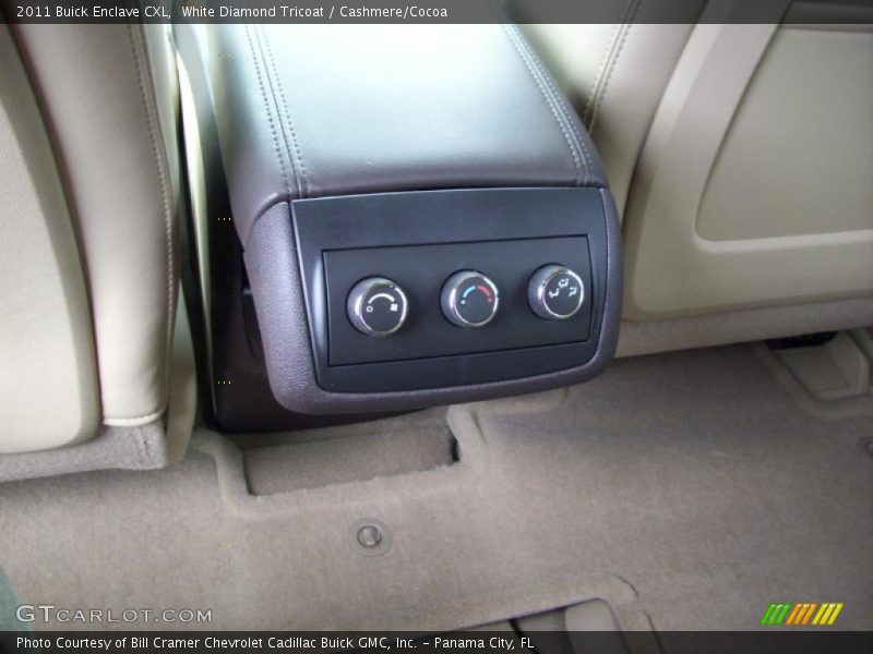 White Diamond Tricoat / Cashmere/Cocoa 2011 Buick Enclave CXL