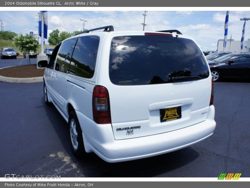 Arctic White / Gray 2004 Oldsmobile Silhouette GL