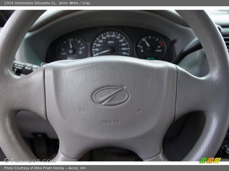 Arctic White / Gray 2004 Oldsmobile Silhouette GL