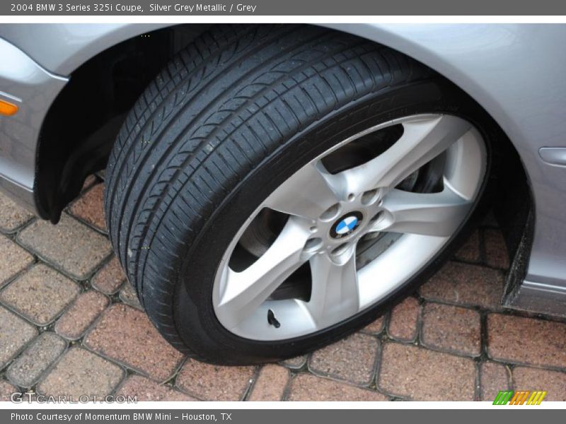 Silver Grey Metallic / Grey 2004 BMW 3 Series 325i Coupe