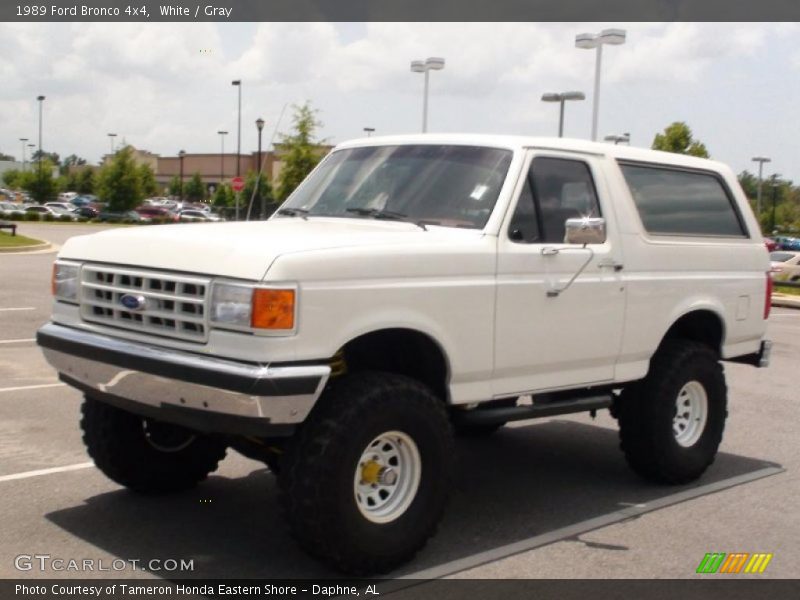 White / Gray 1989 Ford Bronco 4x4