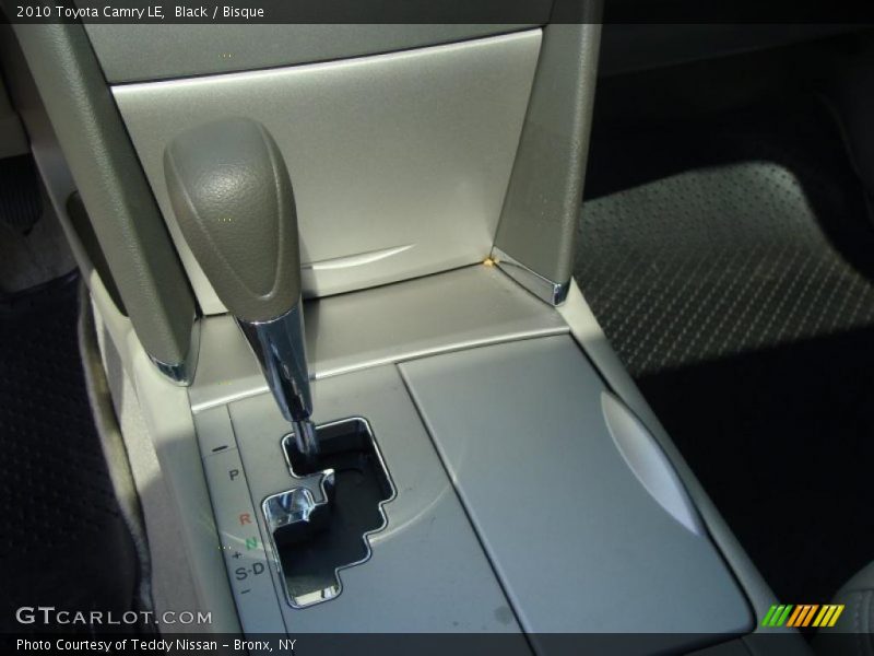 Black / Bisque 2010 Toyota Camry LE