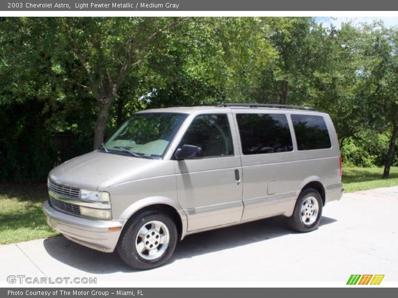 Light Pewter Metallic / Medium Gray 2003 Chevrolet Astro